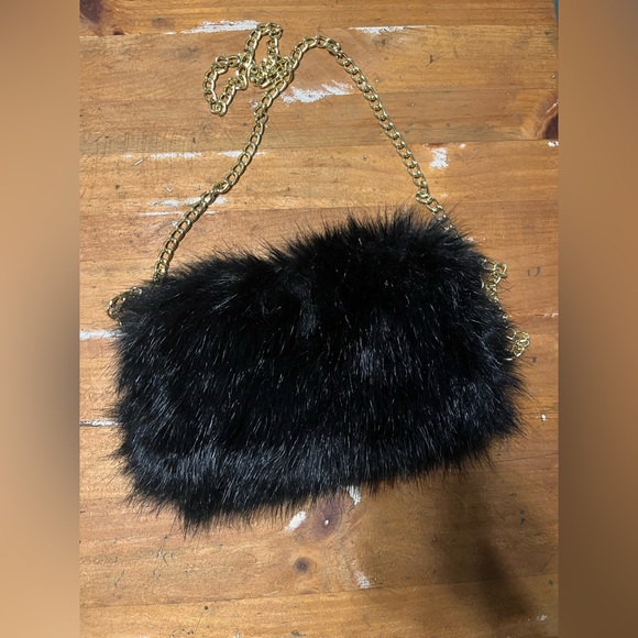 Faux Fur Crossbody - Picture 2 of 4